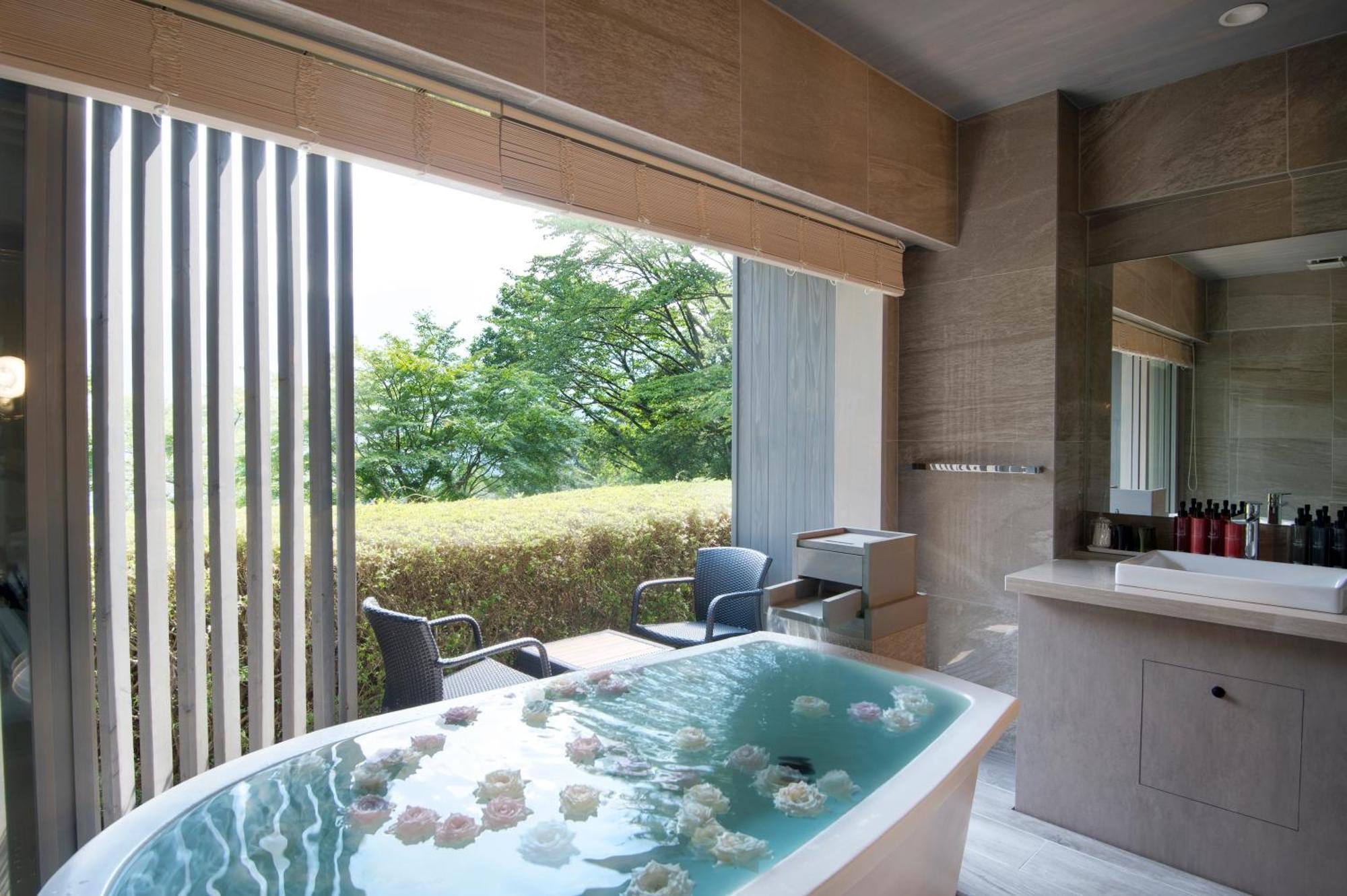 Hakone Elecasa Hotel And Spa Exteriör bild